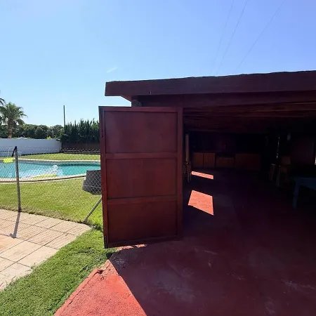 La Talona, Piscina 度假居 *